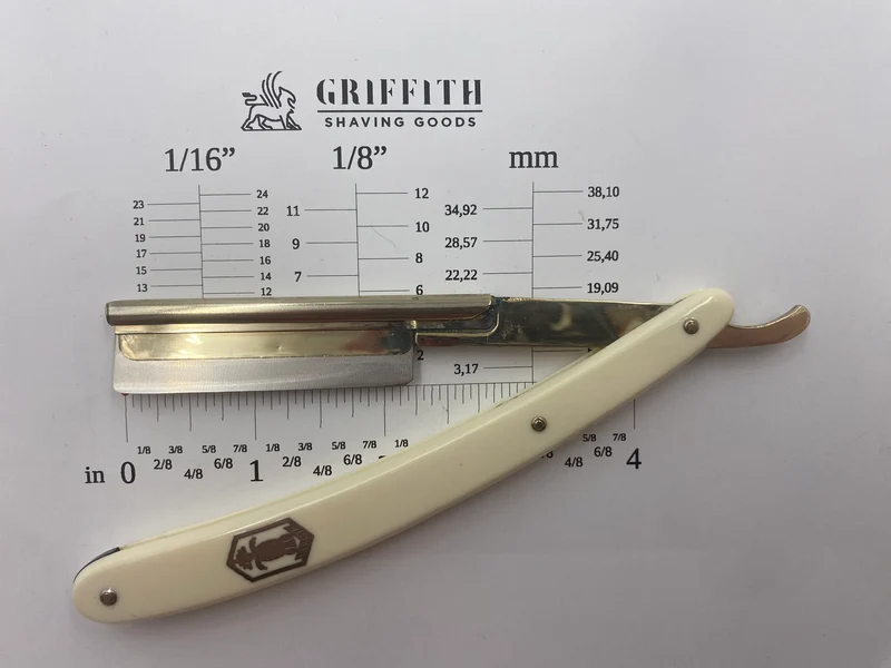 Vintage Bambola Razor for Restoration