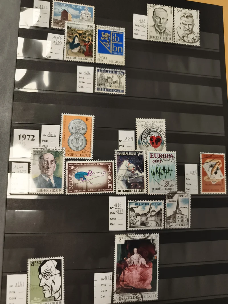 Lot 15 timbres Belgique oblitérés années 1970 thématique philatélie Europa