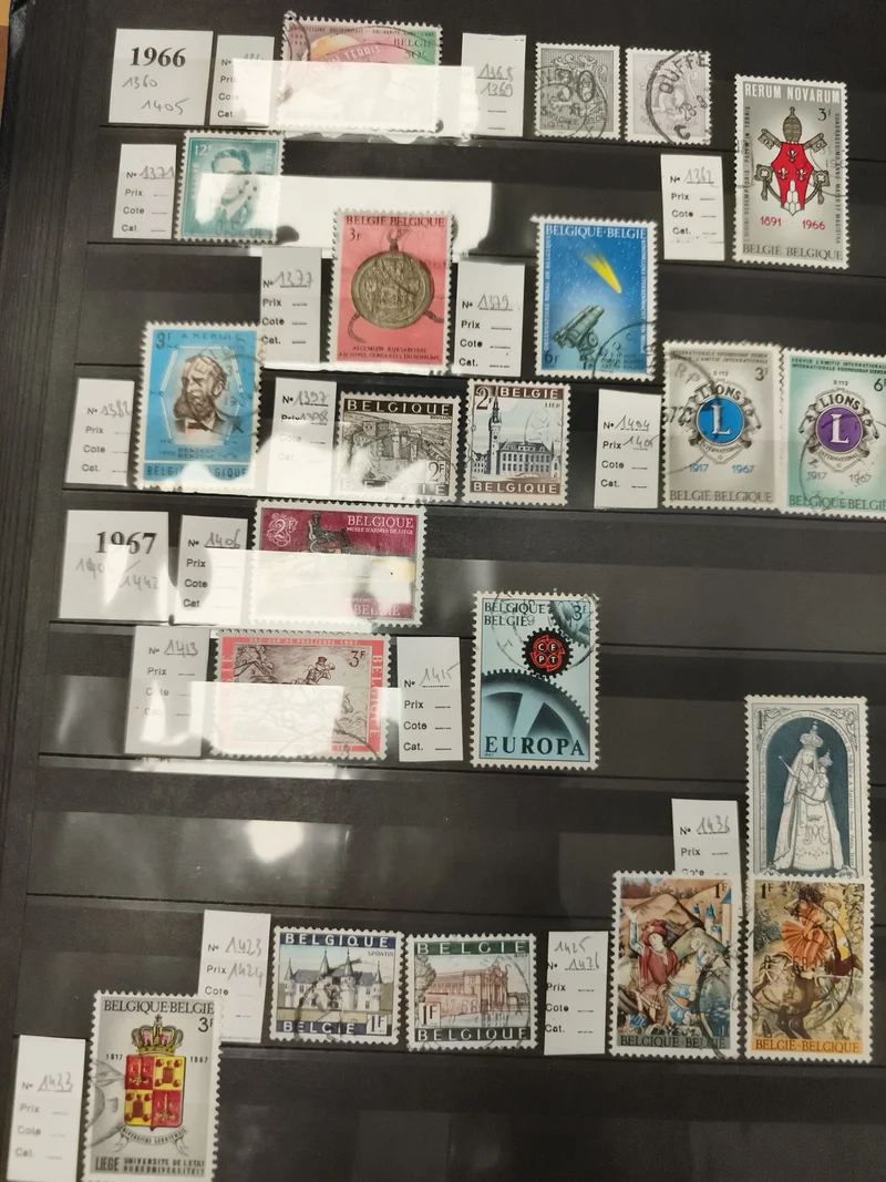 Timbres Belgique 1966-1967 lot x18, oblitérés, thématiques, Europa, église, blas