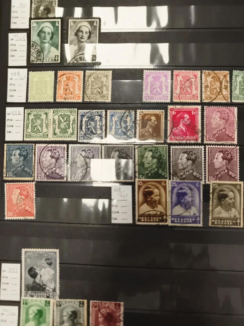 Timbres Belgique anciens oblitérés et neufs portraits et Lion, philatélie