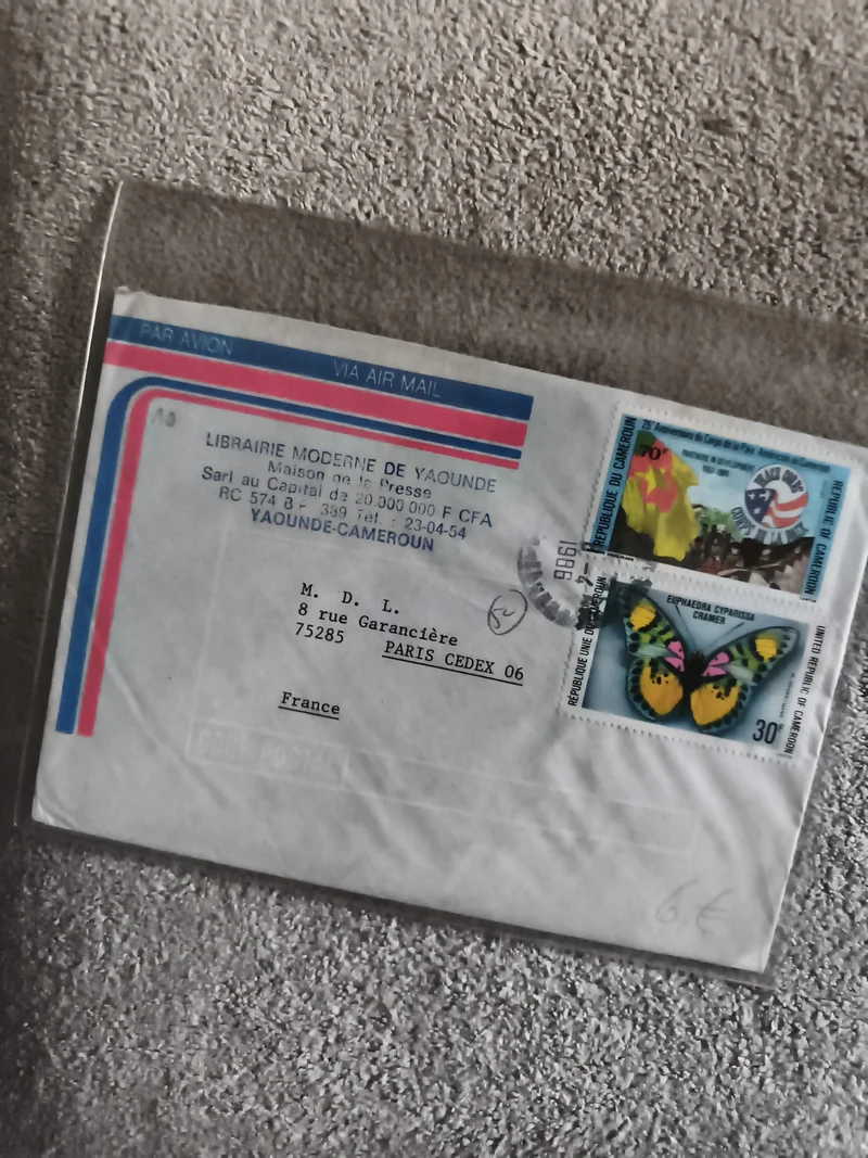 Lettre affranchie Cameroun papillons timbres couleur Yaoundé Paris philatélie (R