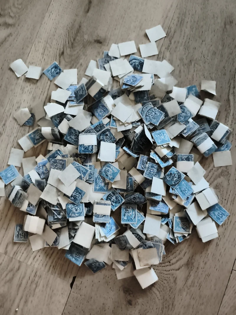 Timbres oblitérés 15c bleu France sur fragments, lot philatélie, timbre poste