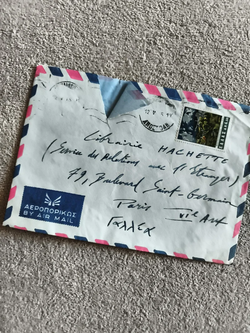 Lettre avion affranchie Grèce Hachette Paris enveloppe philatélie Air Mail