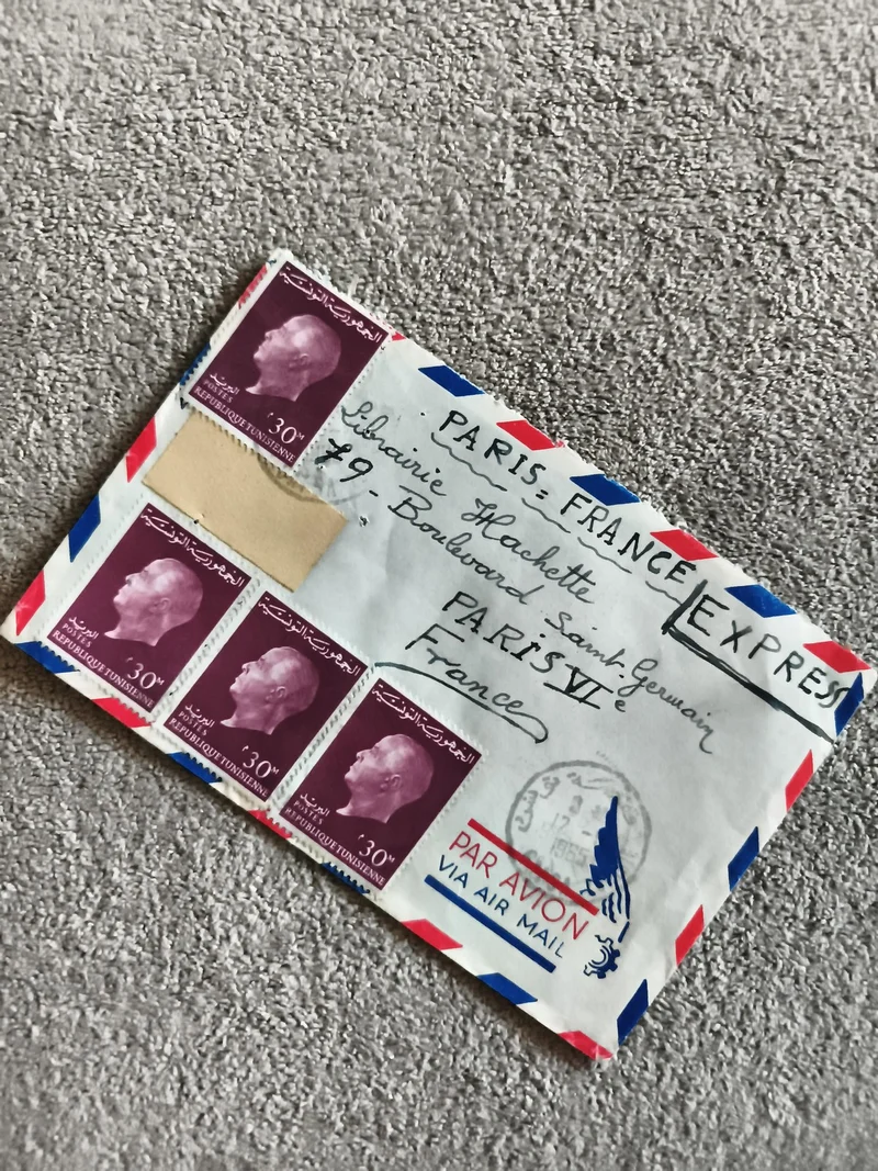 Lettre affranchie Tunisie 5 timbres 30m Express Par Avion Paris philatélie