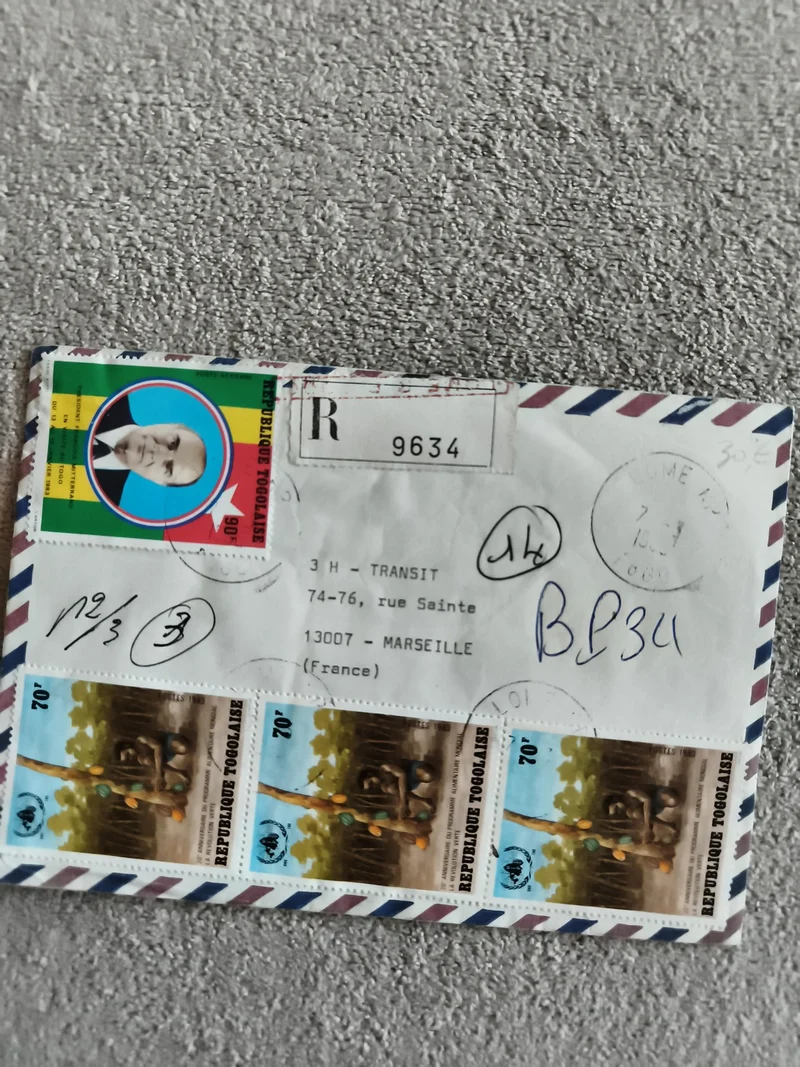 Lettre affranchie Togo 3 timbres 70f République Togolaise, recommandé philatélie
