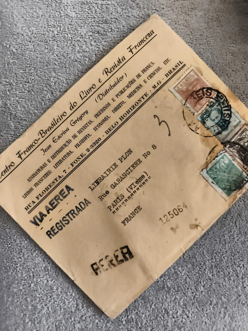 Lettre philatélie Brésil France, timbres oblitérés, via aérienne, enveloppe anci