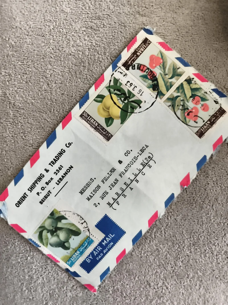 Lettre affranchie Liban 1963 timbres fruits air mail enveloppe décor tricolore