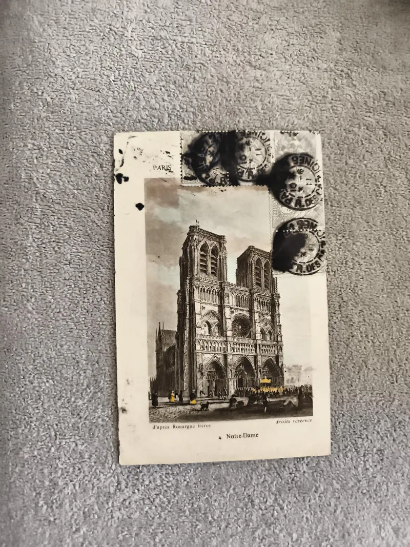 Carte postale ancienne Paris Notre-Dame timbres oblitérés philatélie Rouargue