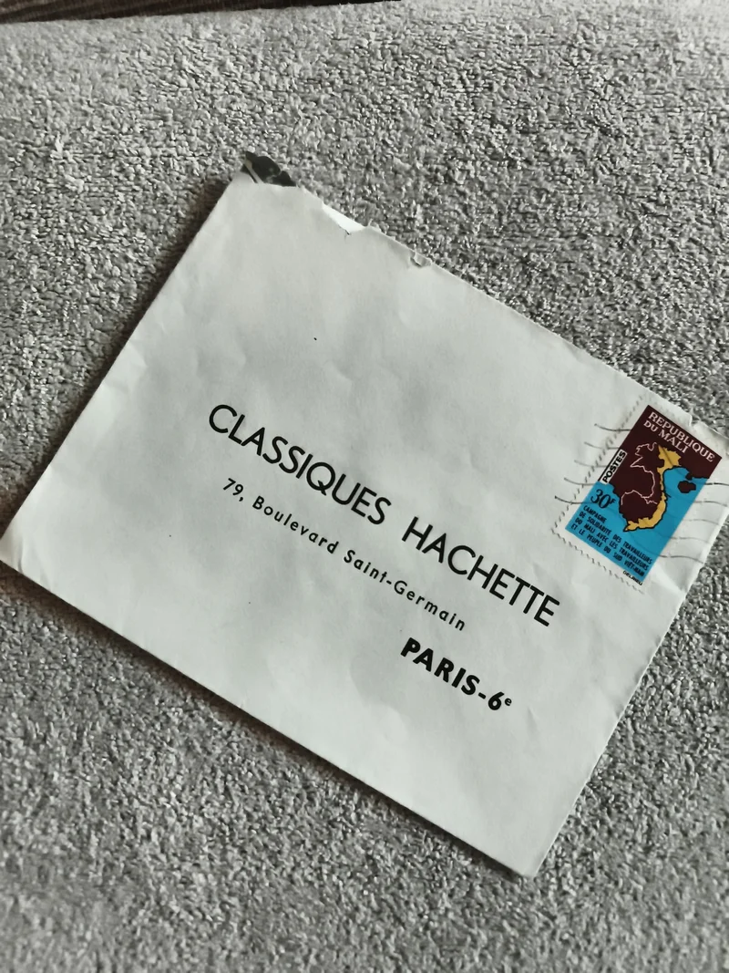 Lettre Classiques Hachette Paris timbre Afrique 30F philatélie poste France