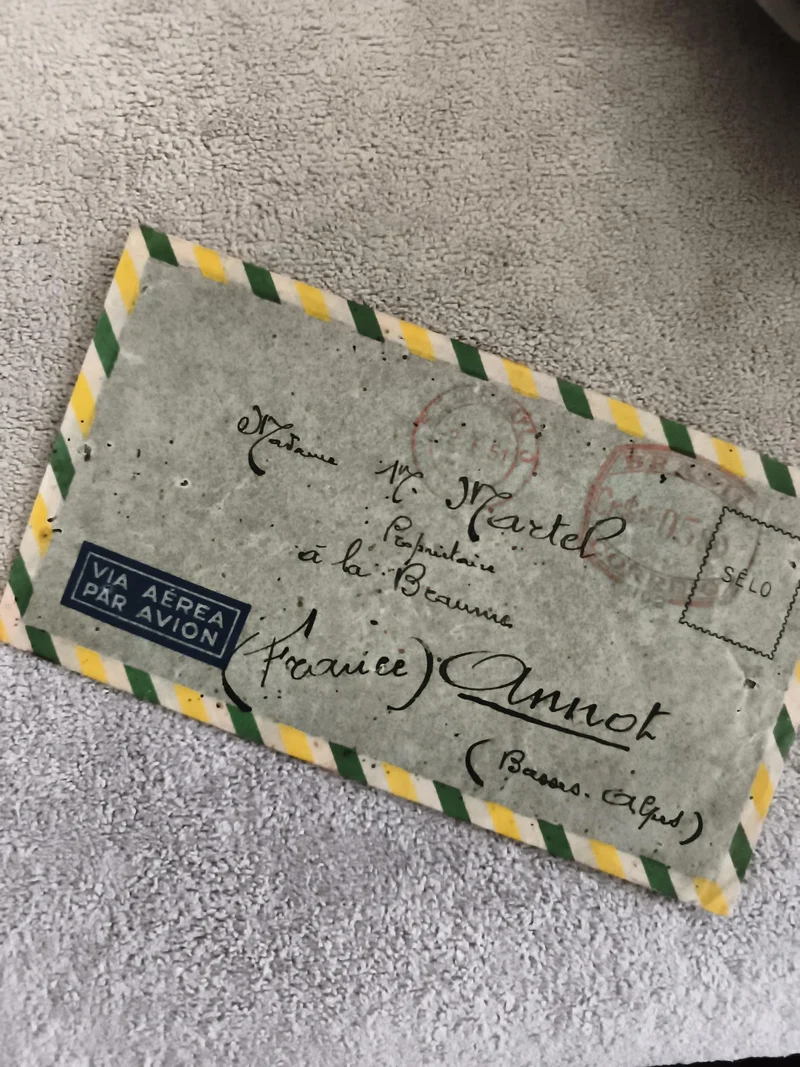 Lettre avion affranchie France enveloppe ancienne air mail via aerea philatélie