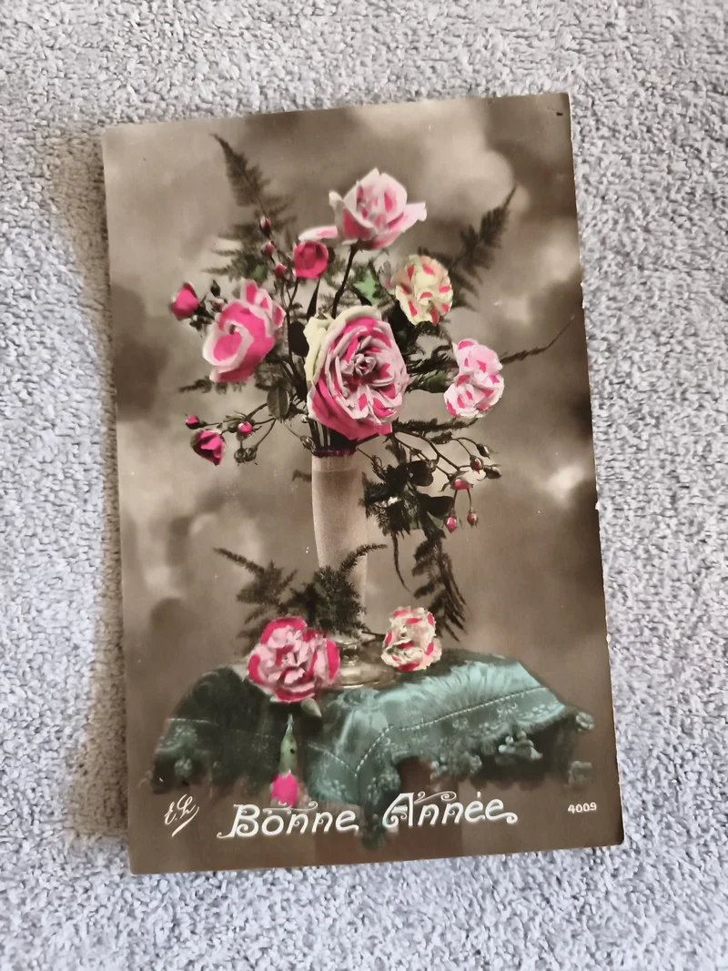 Carte postale ancienne Bonne Année fleurs roses CPA