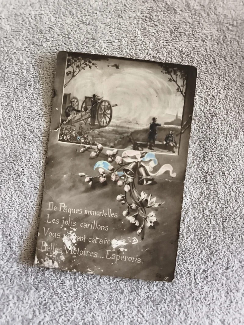 CPA Guerre 14-18 artillerie fleurs ruban bleu Pâques militaire ancienne