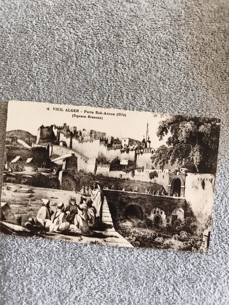 CPA Vieil Alger Porte Bab-Azoun 1850 Square Bresson carte postale illustration