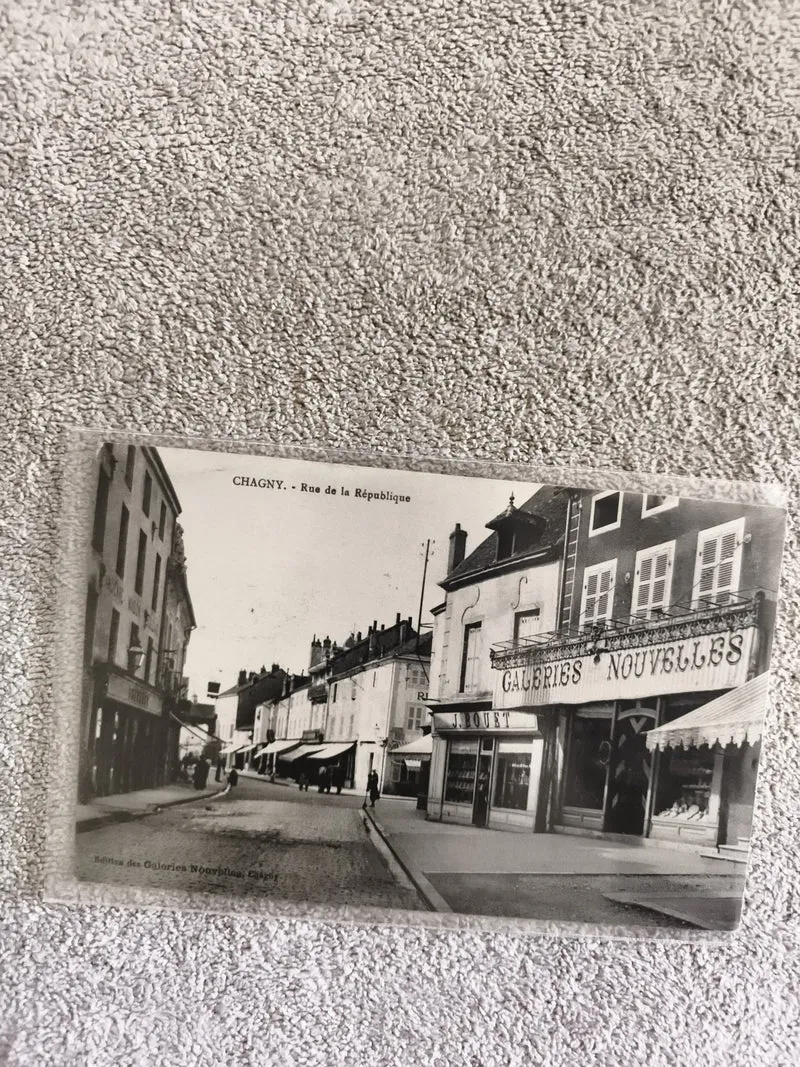 CPA Chagny Rue de la République Galeries Nouvelles photo ancienne
