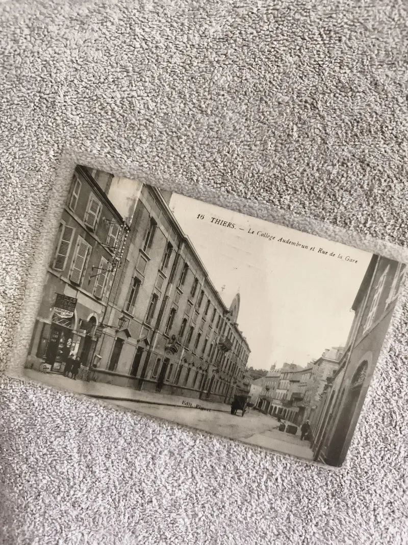 CPA Thiers Collège Audembrun Rue de la Gare carte postale ancienne