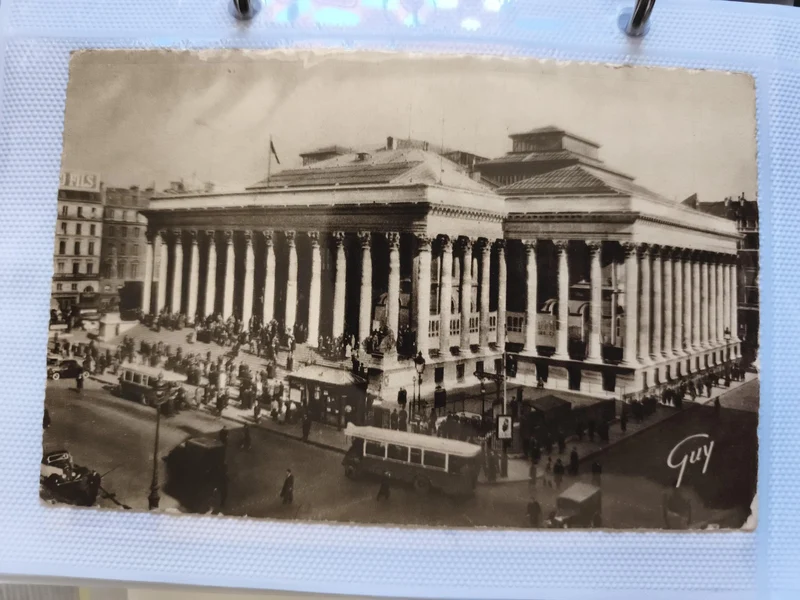 CPA Paris Bourse Palais Brongniart photo ancienne animée Guy
