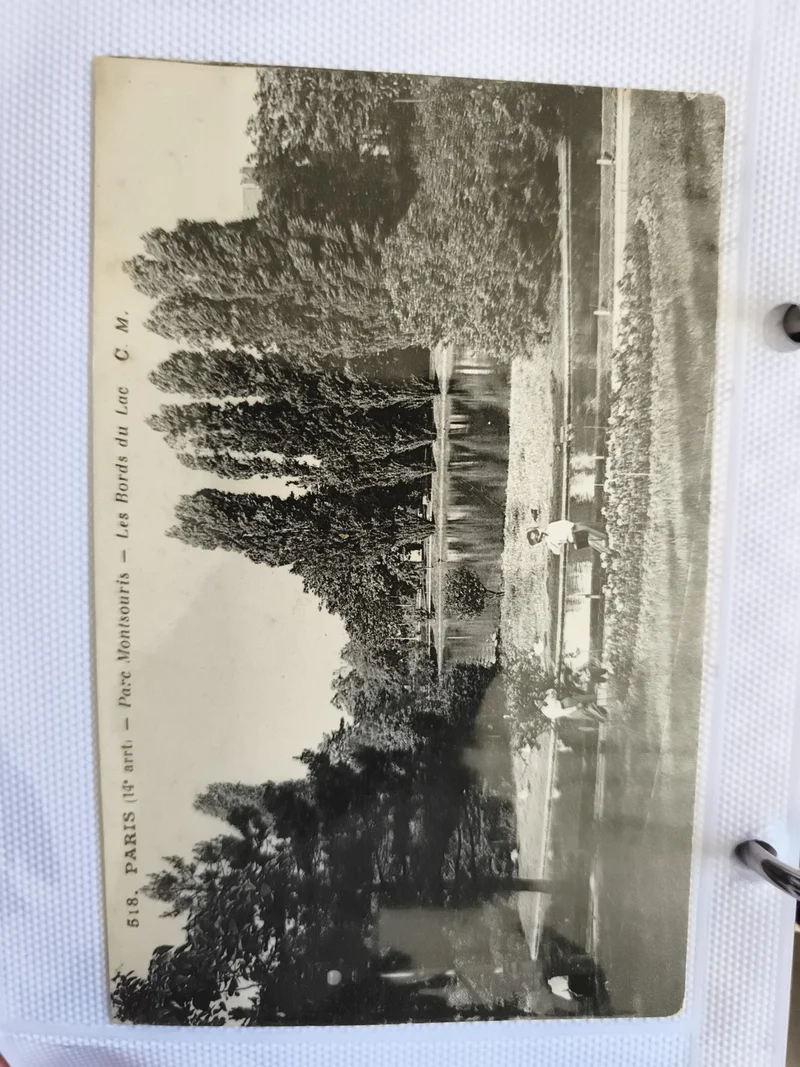 Carte postale CPA Paris Parc Montsouris Les Bords du Lac C.M. photo ancienne