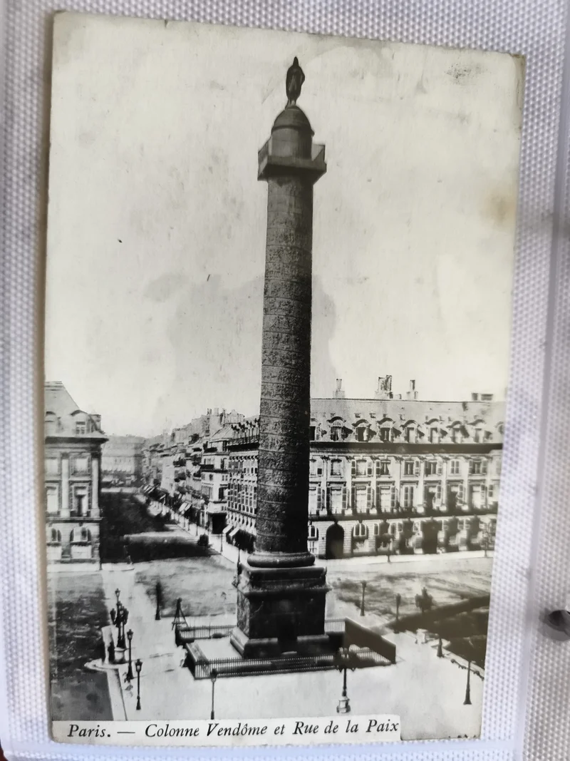 CPA Paris Colonne Vendôme Rue de la Paix carte postale ancienne