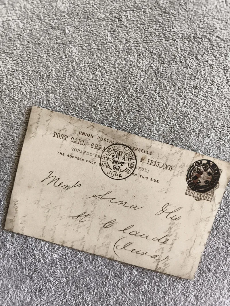 Carte postale CPA timbre One Penny oblitérée Royaume-Uni adresse Jura
