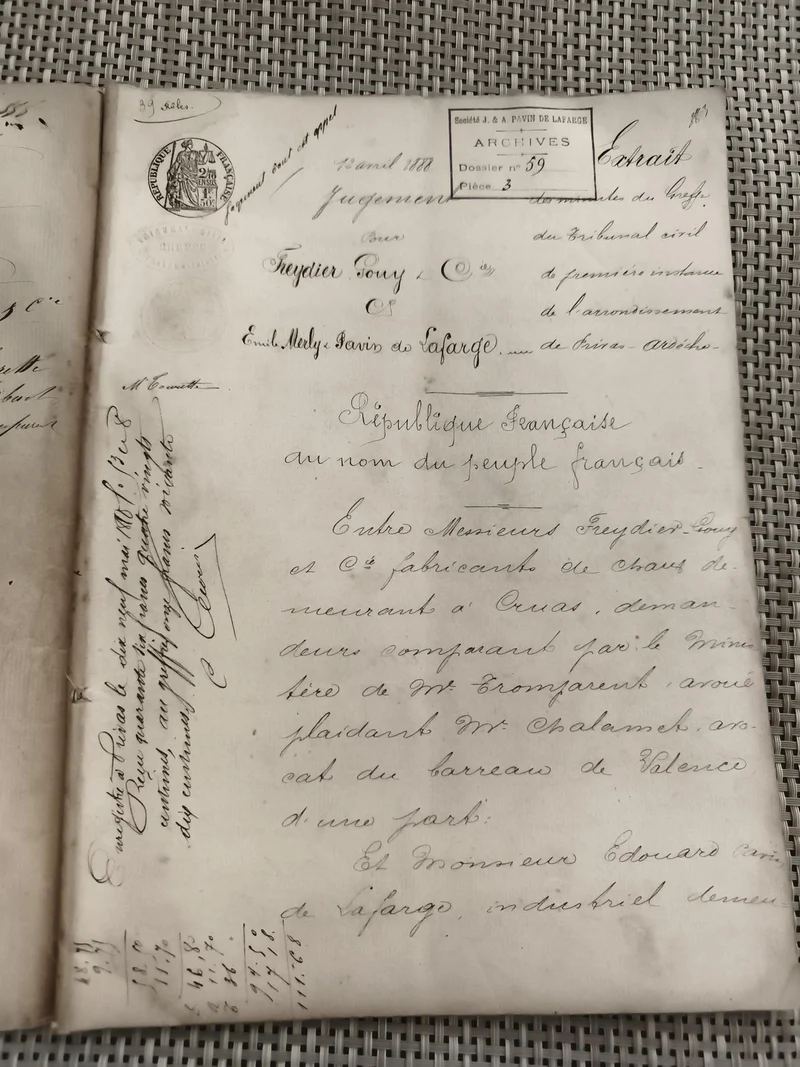 Ancien document manuscrit jugement 19e siècle Lafarge archives justice