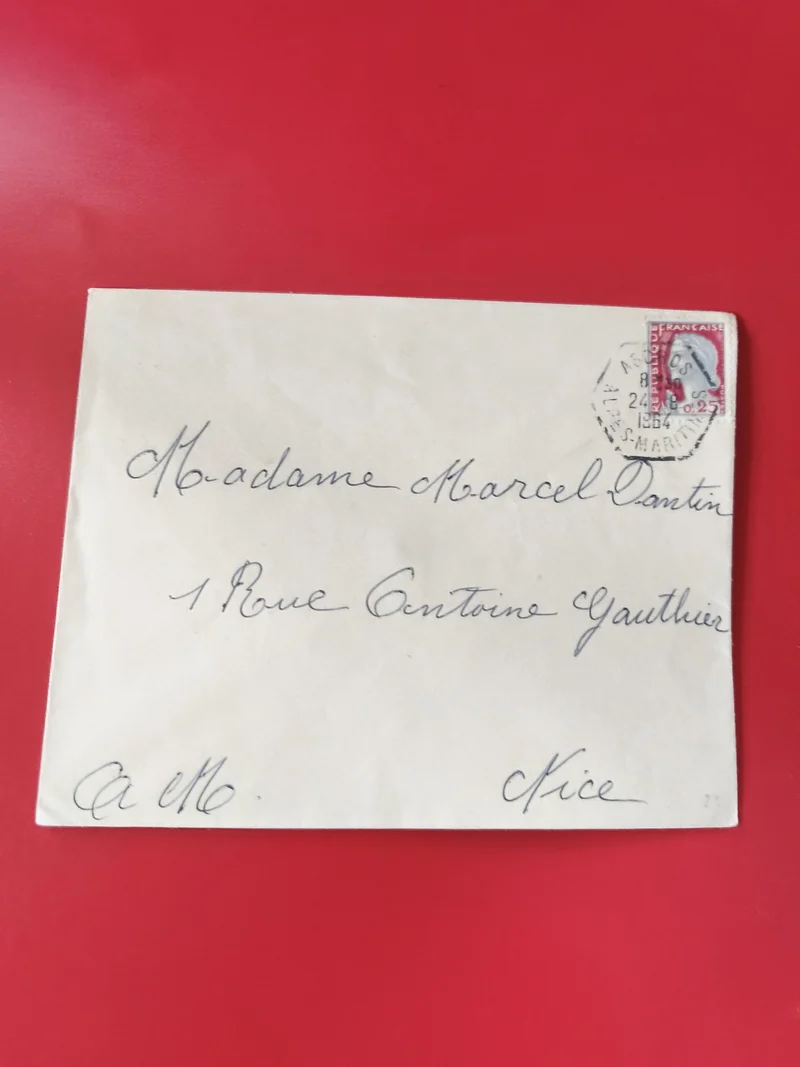 Enveloppe philatélie timbrée, écriture manuscrite, affranchissement France