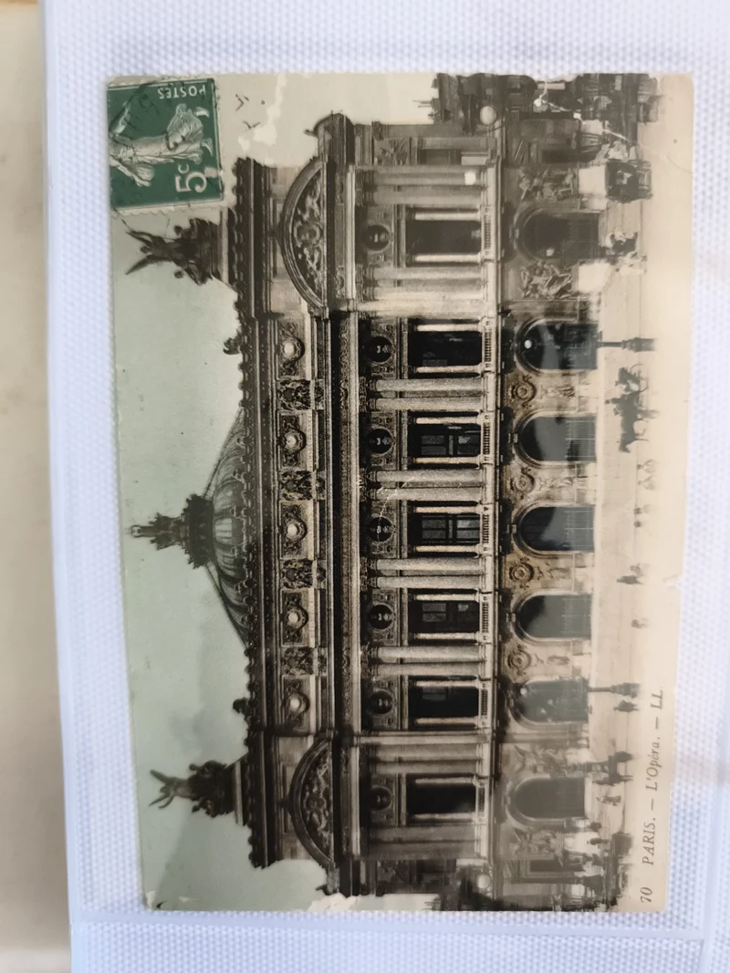 Carte postale CPA Paris Opéra LL timbre 5c façade architecturale