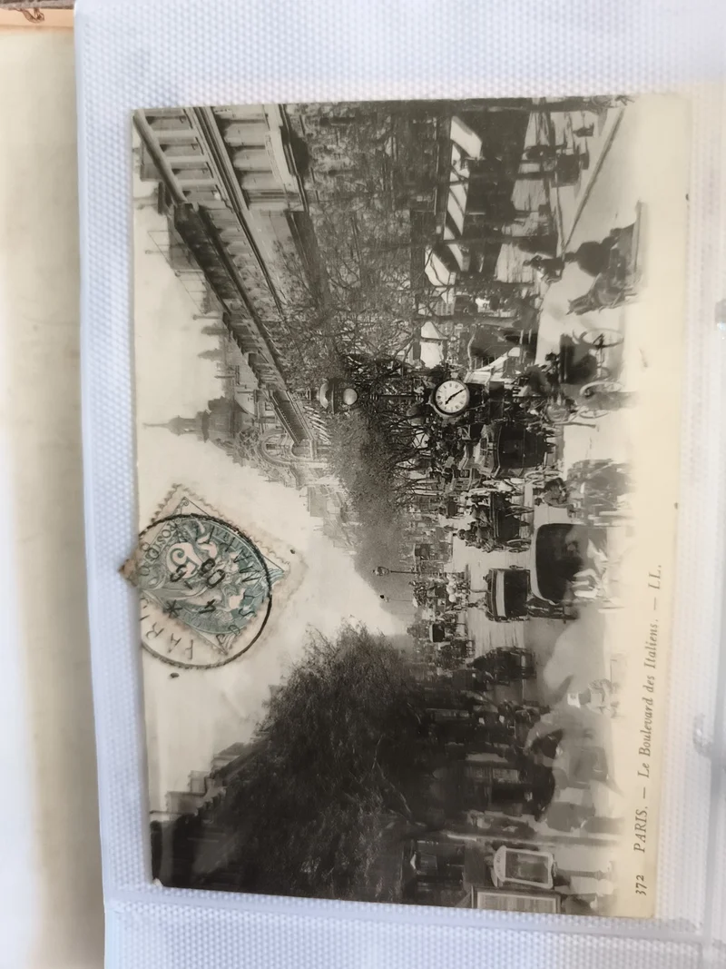 CPA Paris Boulevard Italiens LL timbre affranchie photo ancienne