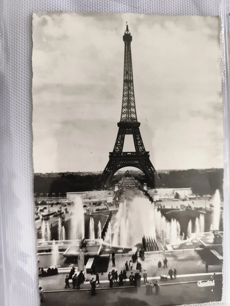 Carte postale CPA Paris Tour Eiffel fontaines Trocadéro photo noir et blanc Chan
