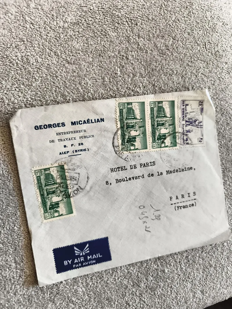 Lettre affranchie Syrie Alep 1950s timbres Baalbek cachets air mail philatélie