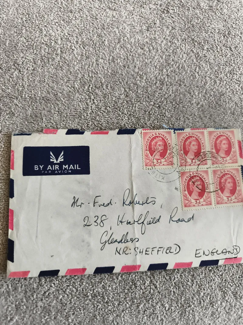 Lettre aérienne Rhodesia Nyasaland timbres 3d affranchissement philatélie UK