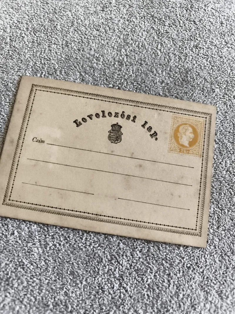 Carte postale Hongrie Levelezési lap timbre 2kr philatélie XIXe siècle