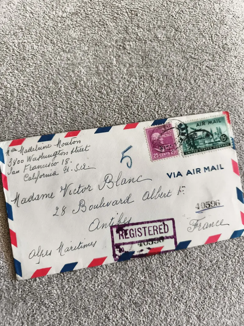 Lettre avion USA France affranchie, 2 timbres US, cachet Registered, philatélie