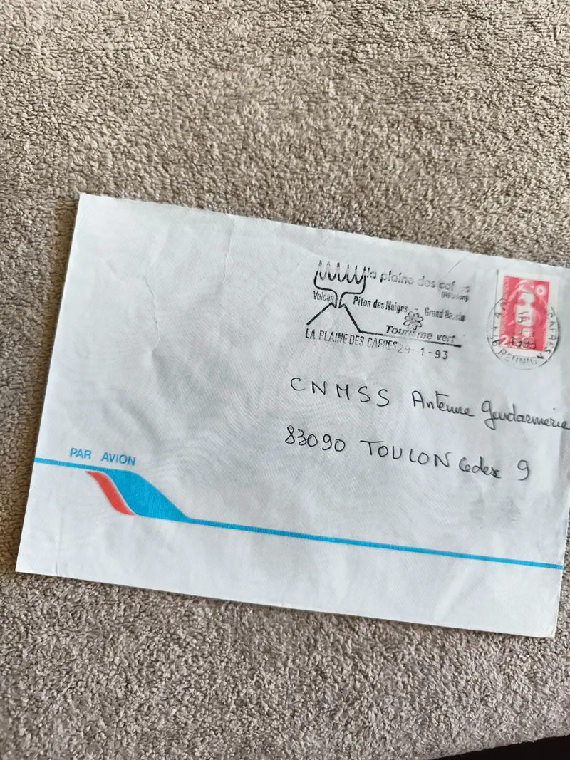 Lettre affranchie France La Réunion 1993 par avion, timbre Marianne, cachet CNMS