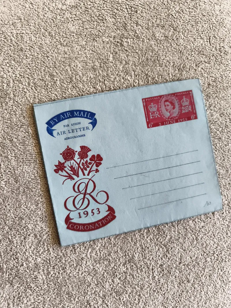 Aerogramme Air Mail 1953 Couronnement Elizabeth II Royaume-Uni Philatélie