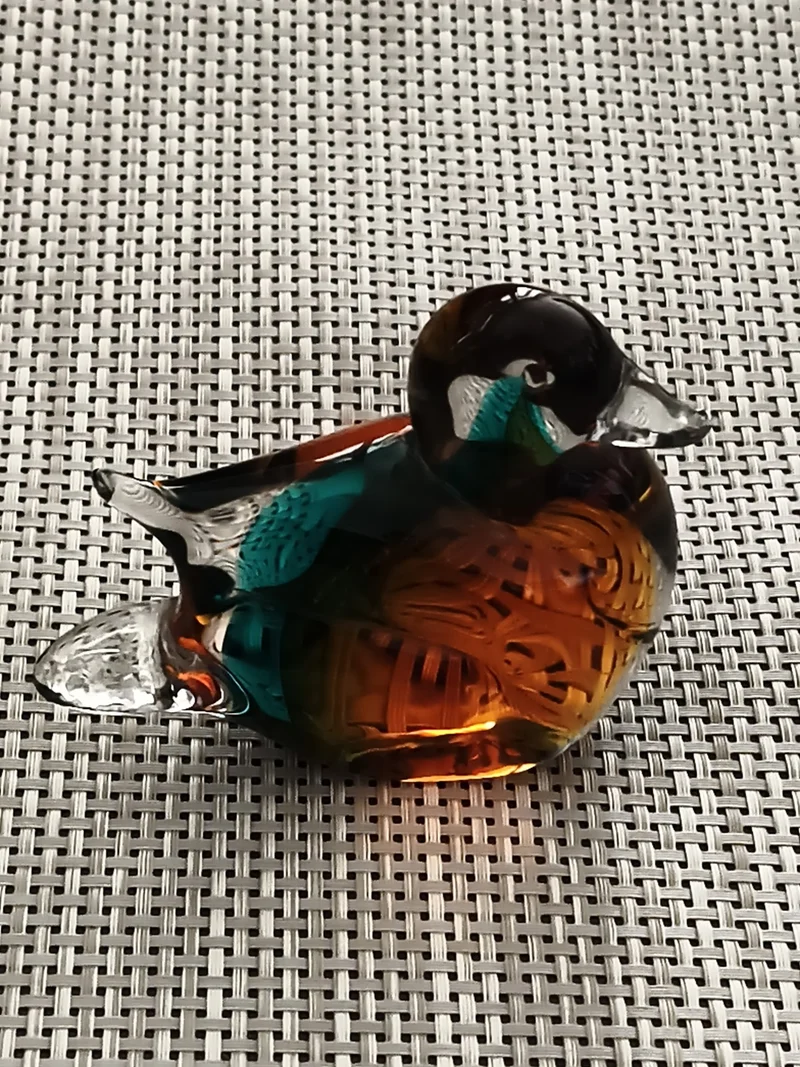 Presse papier canard ancien verre coloré décor animalier vintage