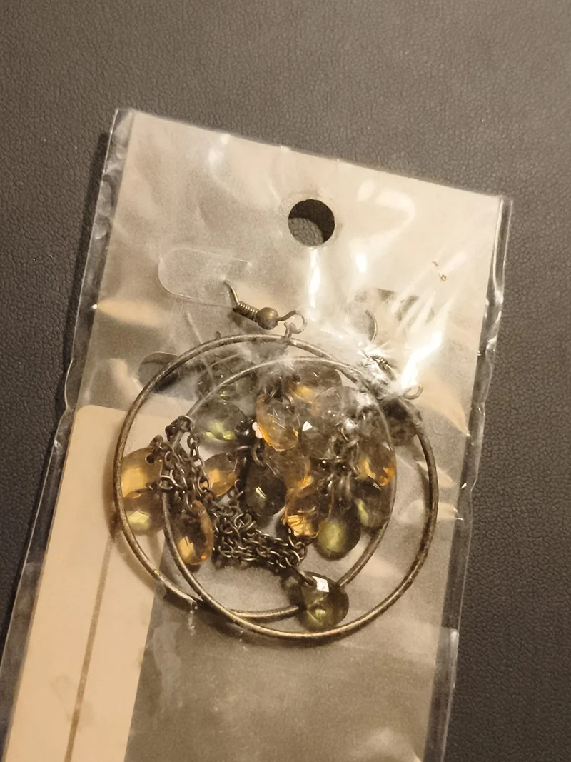 Boucles d’oreilles vintage créoles pendantes perles ambre deadstock ancien
