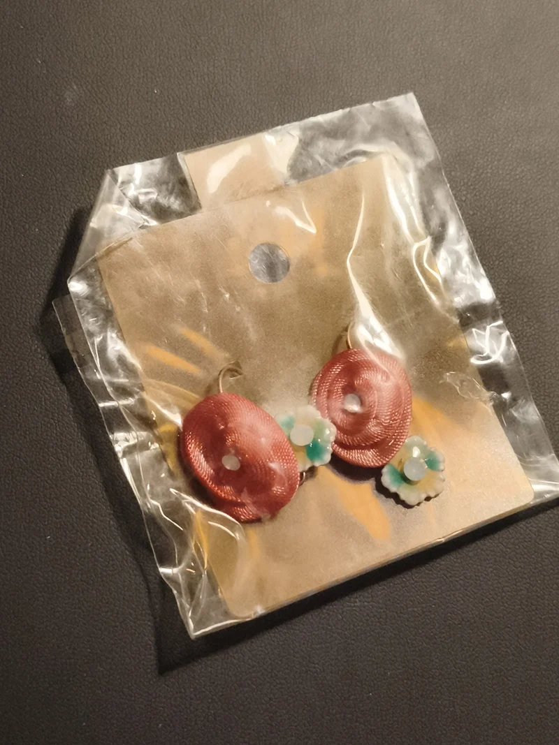 Boucles d'oreilles vintage fleurs rose corail deadstock ancien magasin rétro