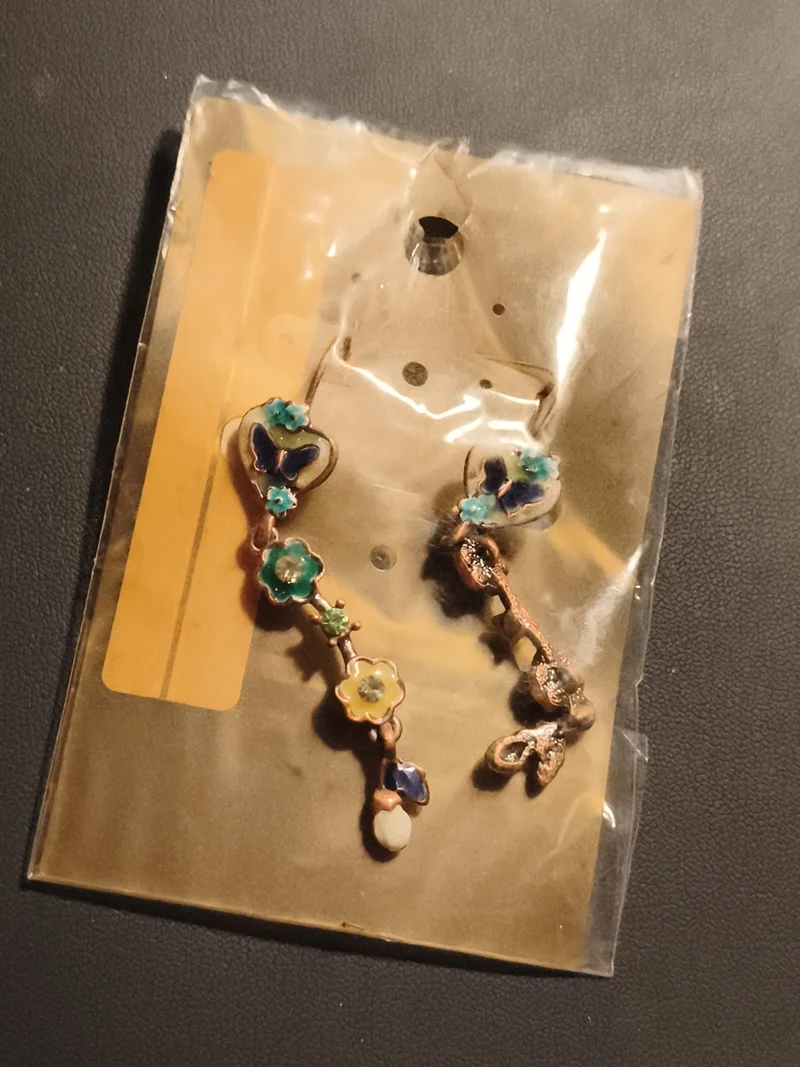 Boucles d’oreilles vintage pendantes fleurs papillon émaillées deadstock