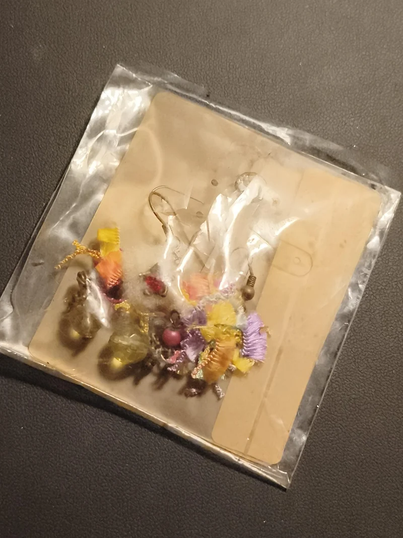 Paire de boucles d’oreilles vintage pampilles colorées deadstock fantaisie
