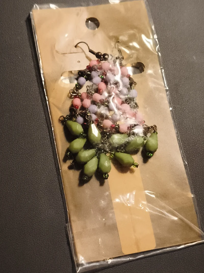 Boucles d’oreilles vintage pendantes perles multicolores deadstock magasin ancie