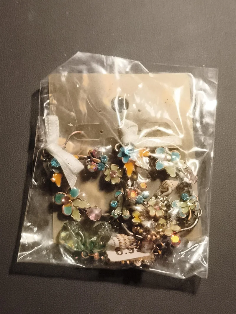 Paire de boucles d'oreilles vintage fleurs émaillées multicolores deadstock