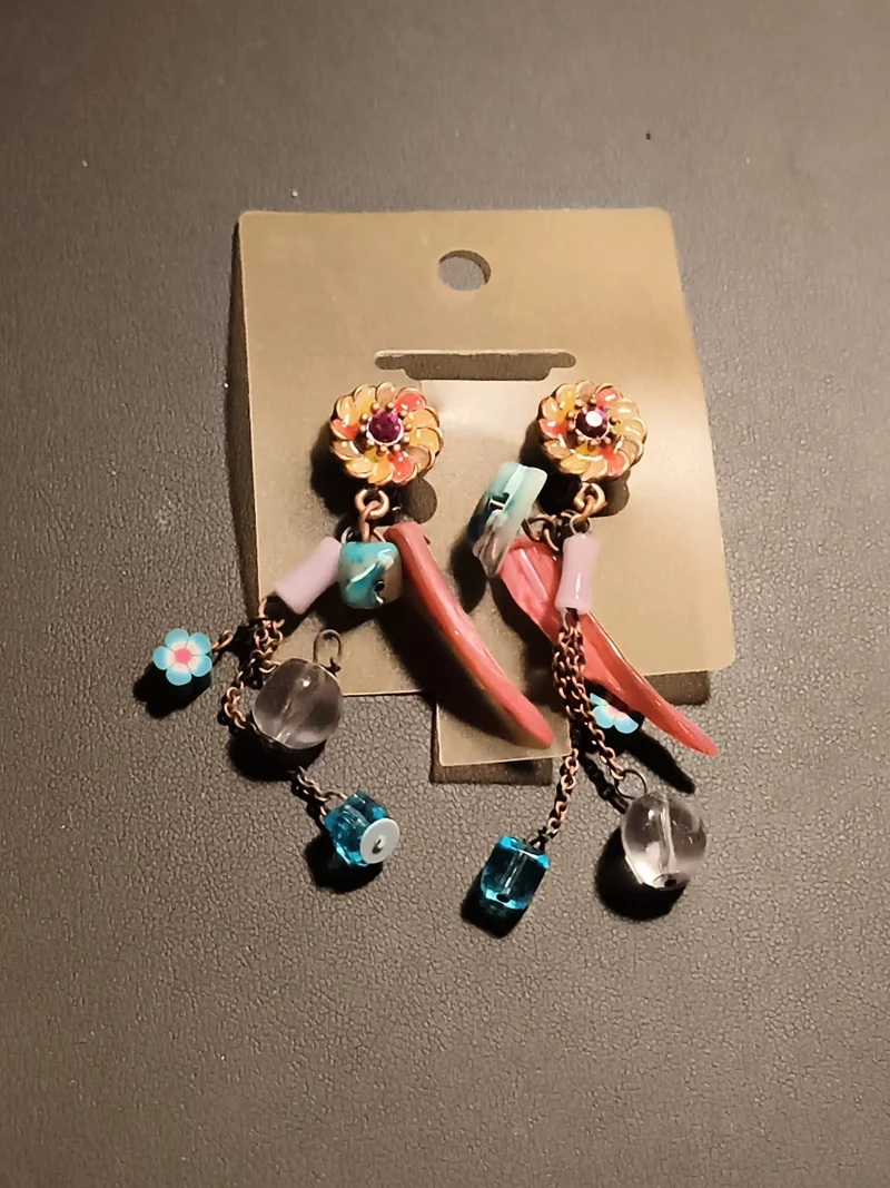 Paire boucles d’oreilles vintage fantaisie multicolore pendantes deadstock