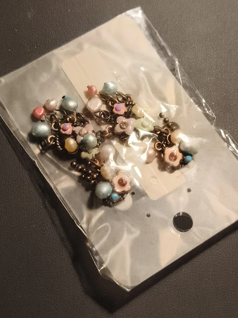 Boucles d’oreilles vintage fleurs perles pastel deadstock fantaisie rétro