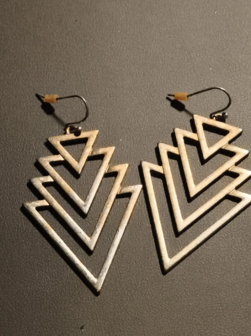 Boucles d’oreilles géométriques vintage, grand motif triangle, ancien fantaisie