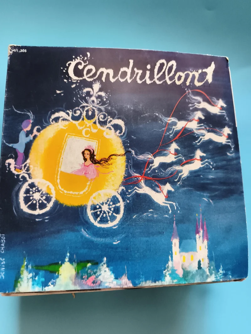 Vinyle 45 tours Cendrillon pochette illustrée conte enfant VI 305 disque
