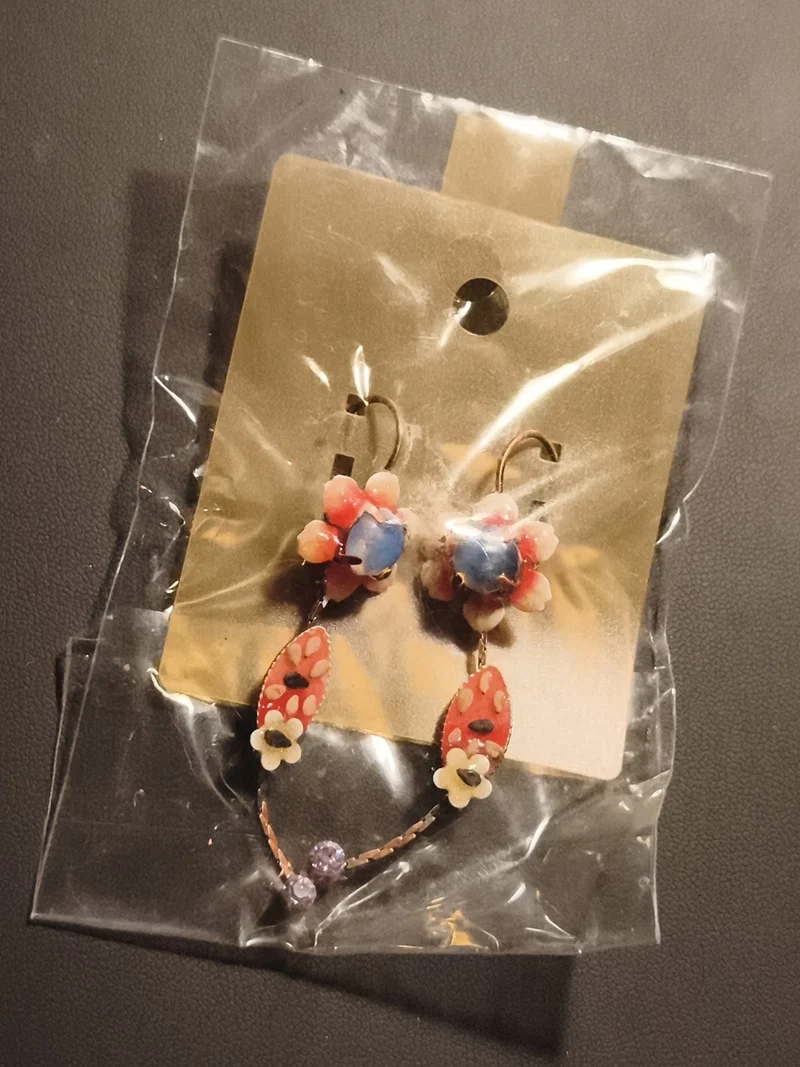 Paire boucles d’oreilles vintage fleurs rouges deadstock, pendantes, style fanta