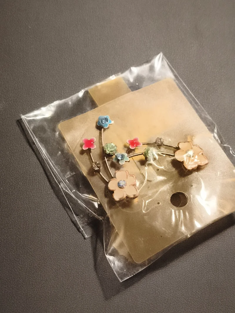 Paire boucles d’oreilles vintage fleurs émaillées multicolores deadstock