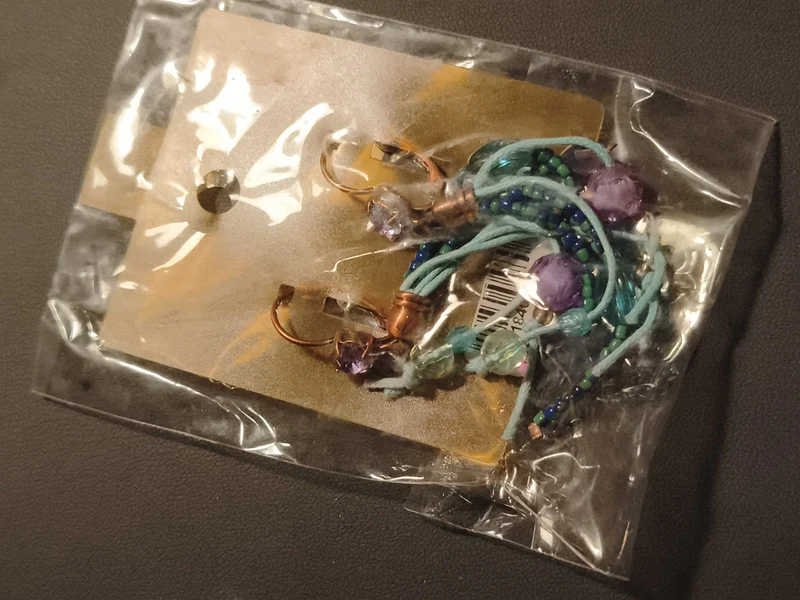 Boucles d'oreilles vintage pendantes perles mauves turquoise deadstock années 90