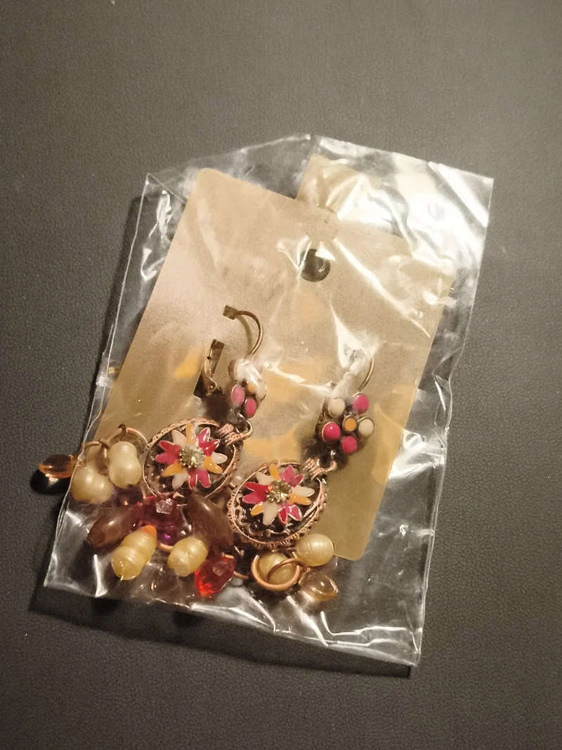 Boucles d'oreilles vintage pendantes perles fleurs colorées deadstock rétro