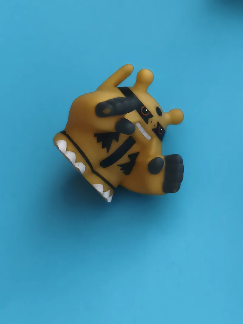 Marionnette doigt Pokémon Electivire figurine jaune noir finger puppet